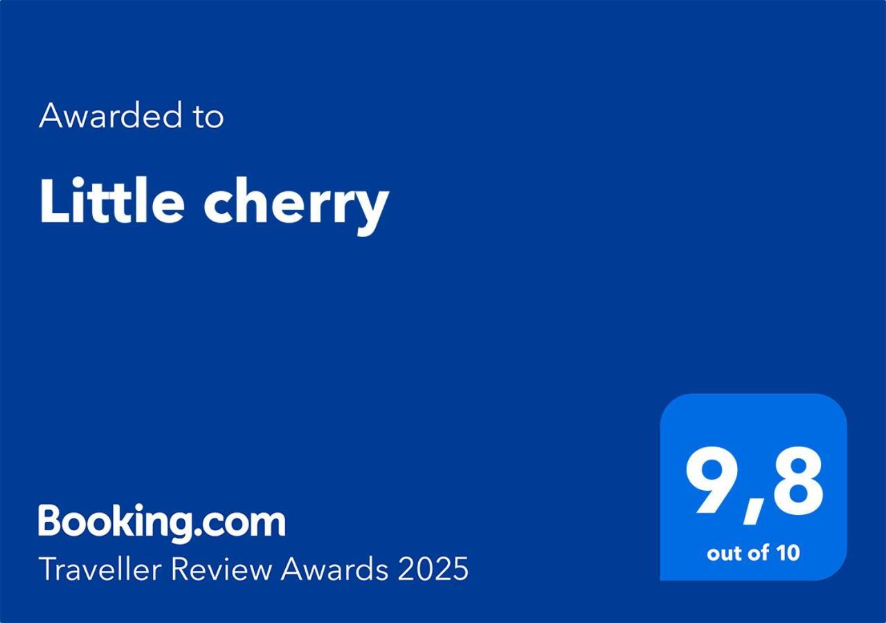 Little Cherry Split Ngoại thất bức ảnh
